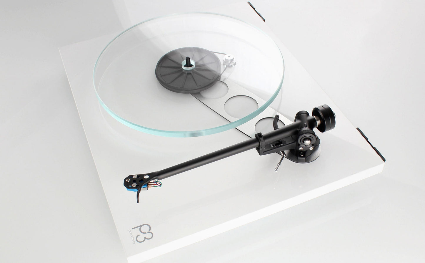 Rega Planar 3 with Exact Cartridge (White) [Turntable]